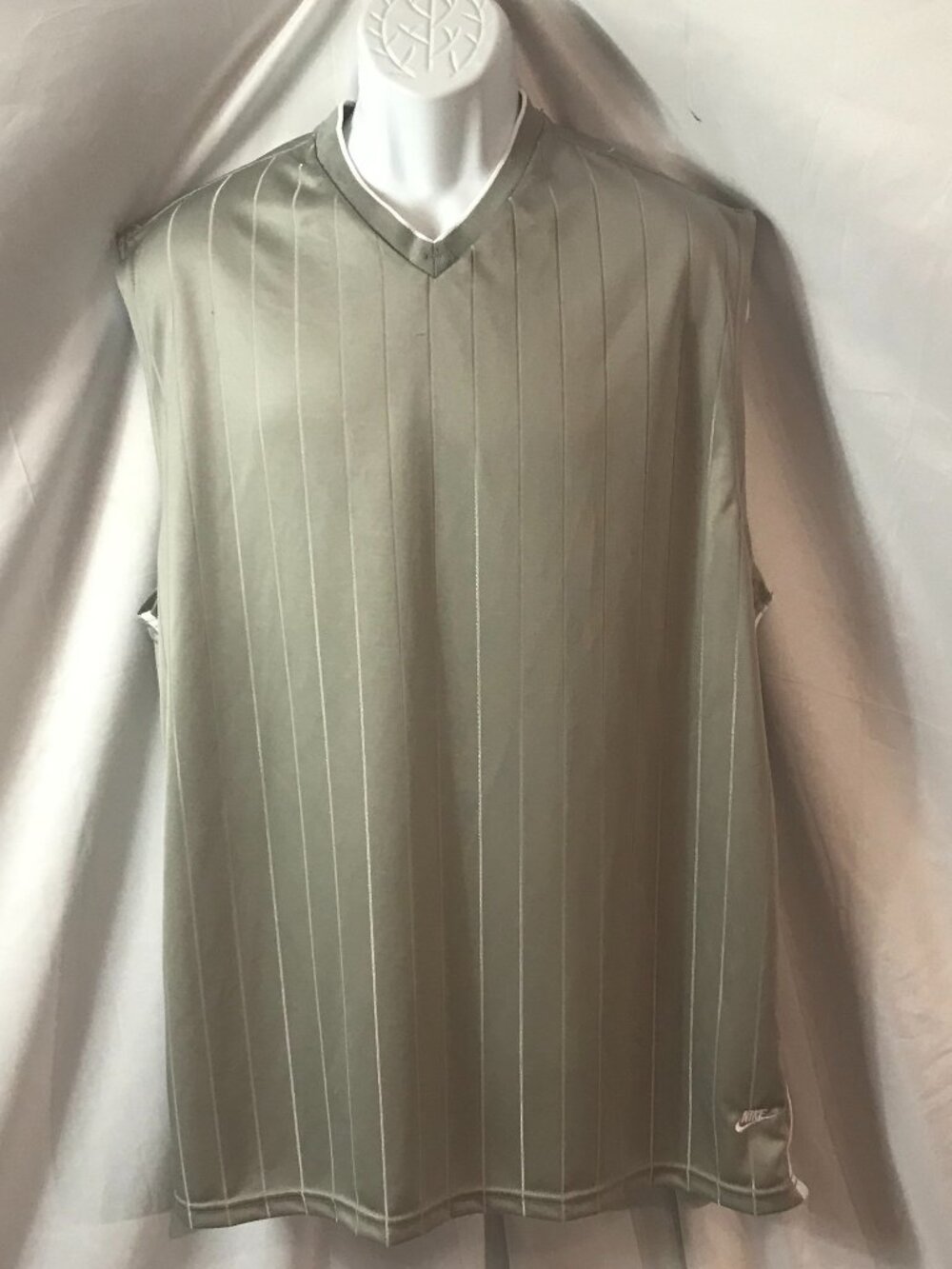 Nike Grey/White Pinstripes Soft Felt Activewear Athletic Sport Cut Tank Top